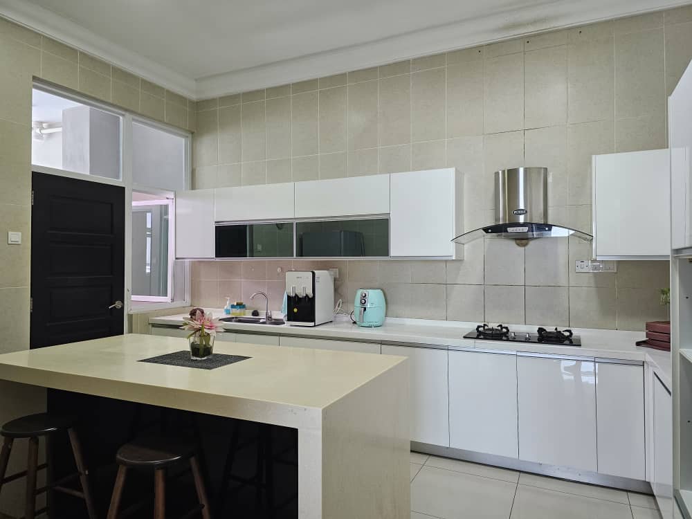 Fettes Residences For Rent | 2000sqft | 4R3B | RM2.25psf