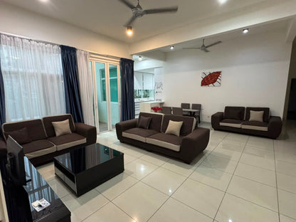 Ferringhi Residence for Rent | 1752sqft | 3R2B | RM1.31psf