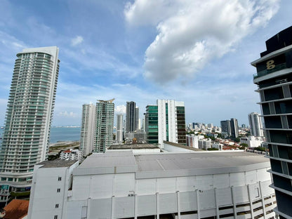 Gurney Park Condominium For Sale | 900sqft | 3R2B | RM755.56psf