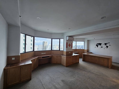 Gurney Tower Office For Rent