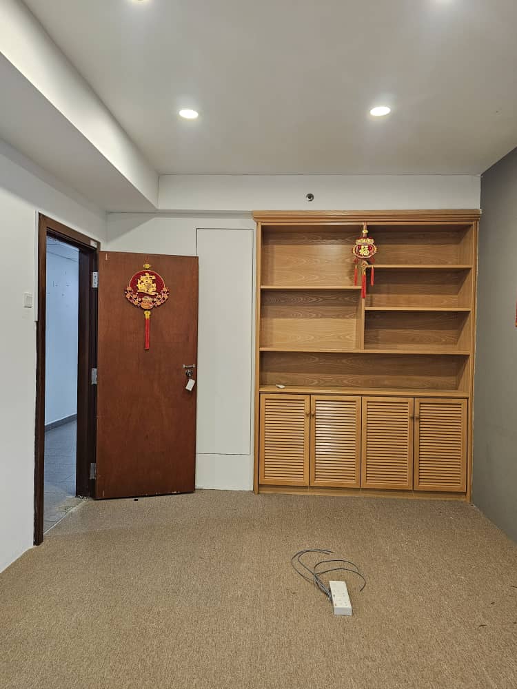 Gurney Tower Office For Rent