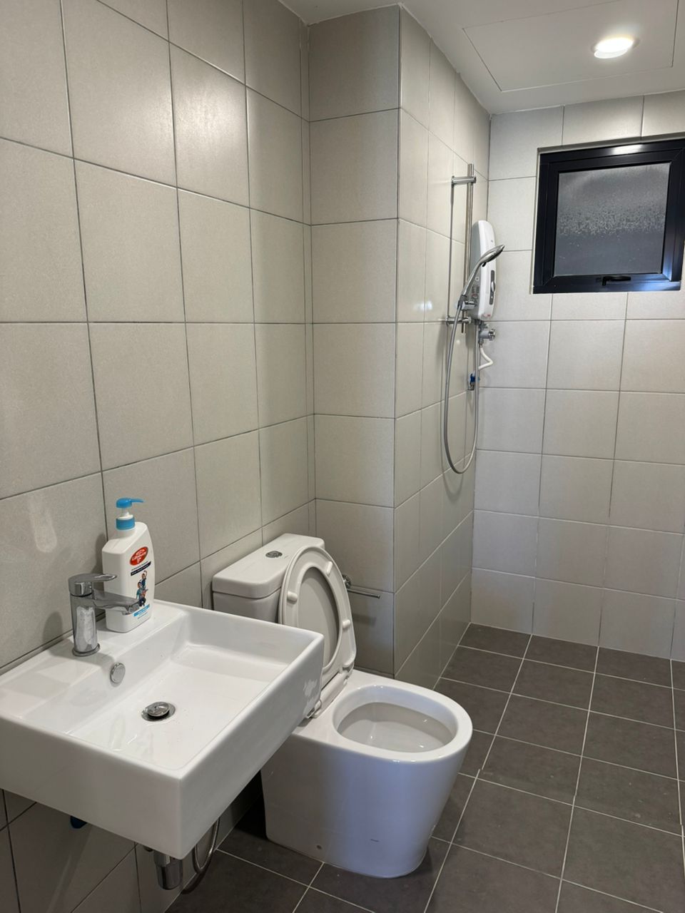 Granito Condominium For Rent