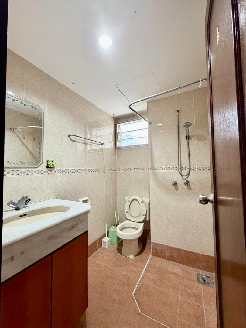 Gurney Park Condominium For Sale | 900sqft | 3R2B | RM755.56psf