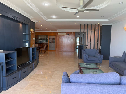 Gurney Beach Resort Condominium For Sale