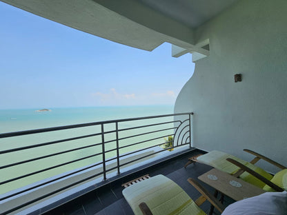 Sri Golden Bay Condominium For Sale