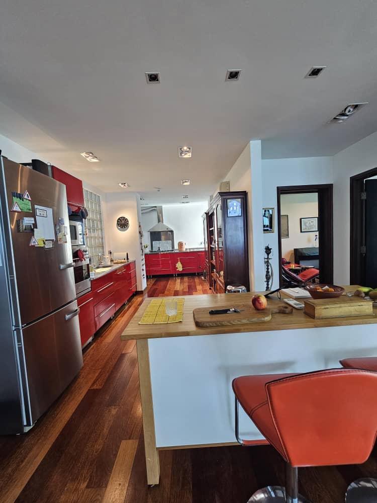 Sri Golden Bay Condominium For Sale