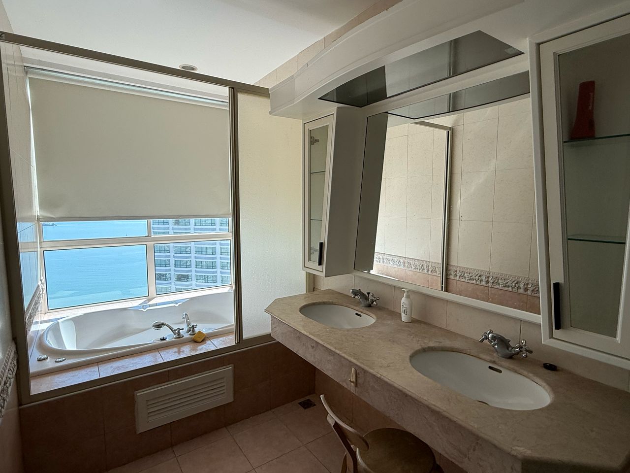 Gurney Beach Resort Condominium For Sale