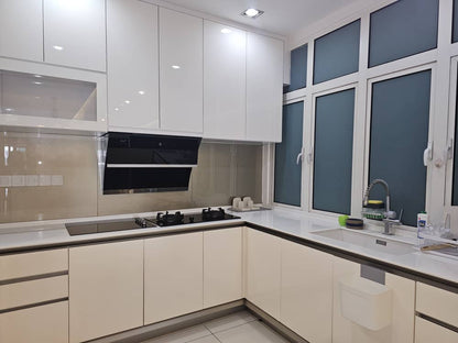 Gurney Paragon Condominium For Rent