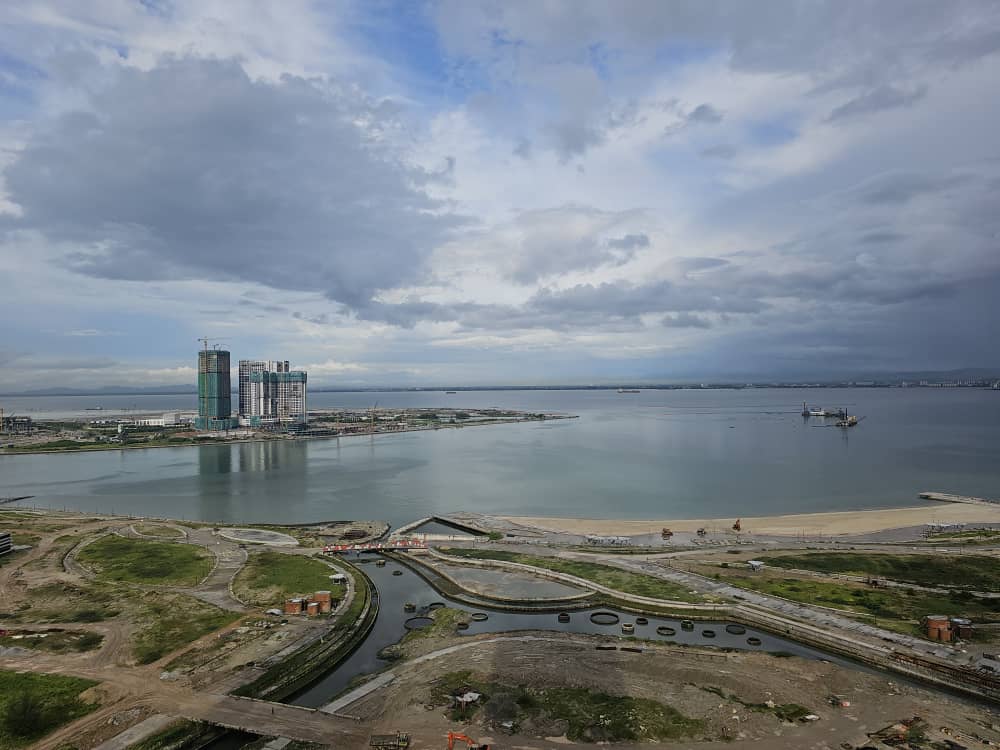 Gurney Paragon Condominium For Rent