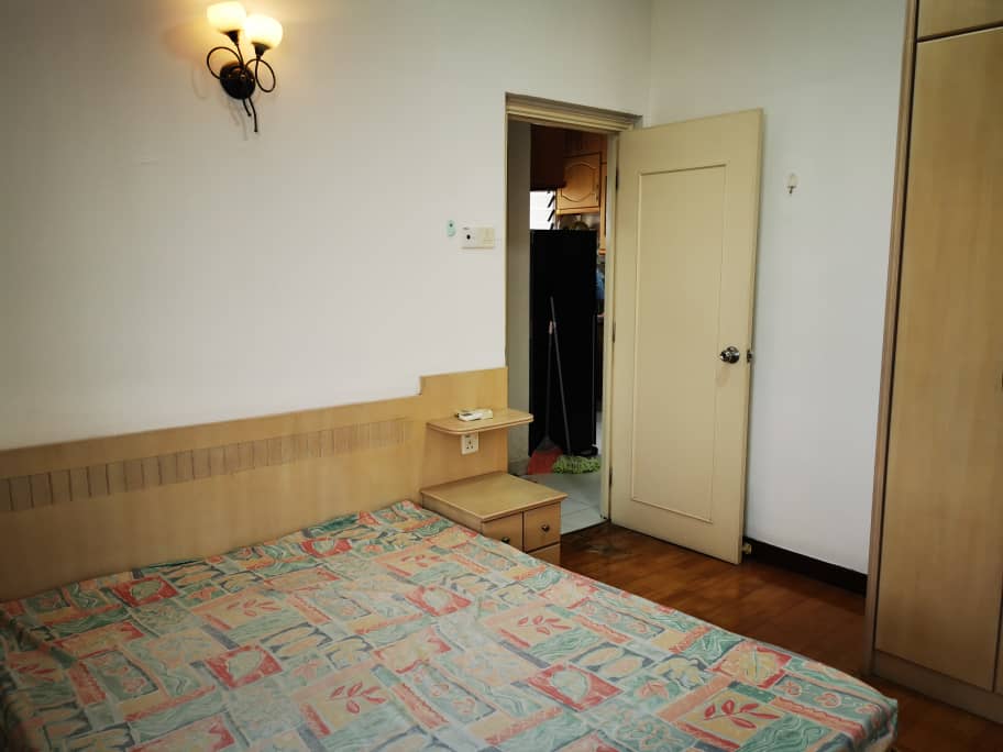Gurney Park Condominium For Sale