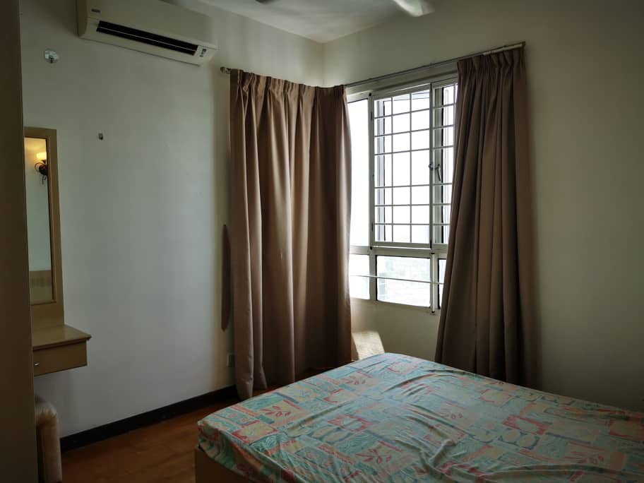 Gurney Park Condominium For Sale