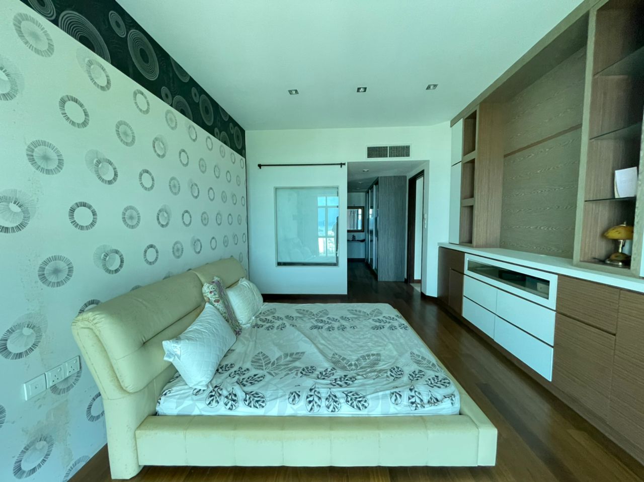 Hillcrest Residences Condominium For Sale | 2272sqft | 3+2R4+1B | RM528.17psf