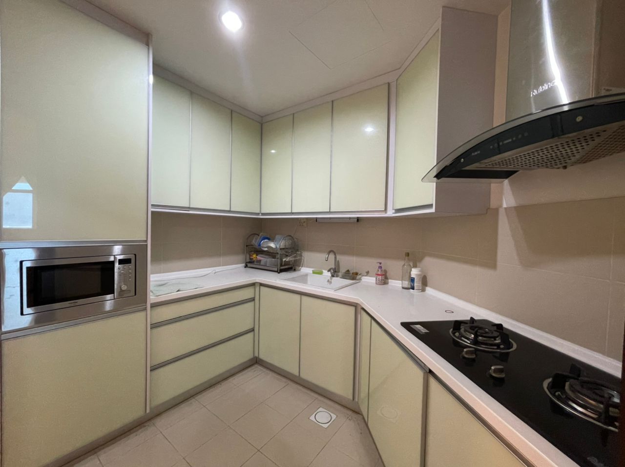 Hillcrest Residences Condominium For Sale | 2272sqft | 3+2R4+1B | RM528.17psf