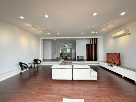 Horizon Tower Condominium For Sale