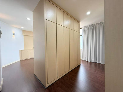 Horizon Tower Condominium For Sale