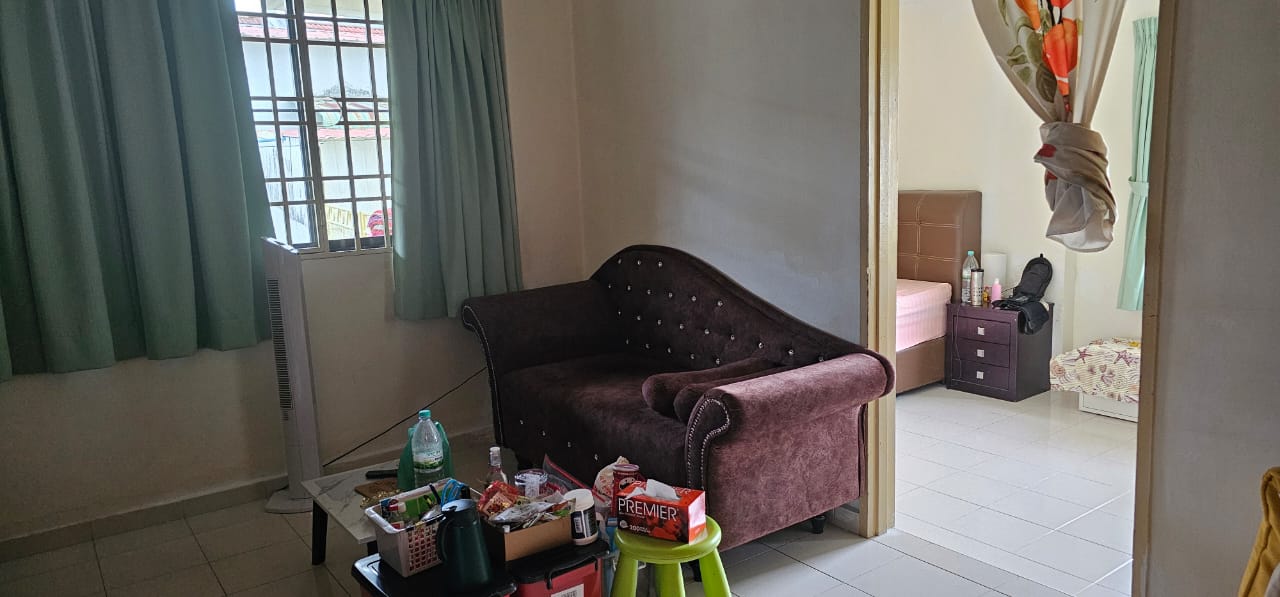 Greenlane Landed House For Sale | 2500sqft | 4R3B | RM720psf (floor) | RM353.15psf (land)