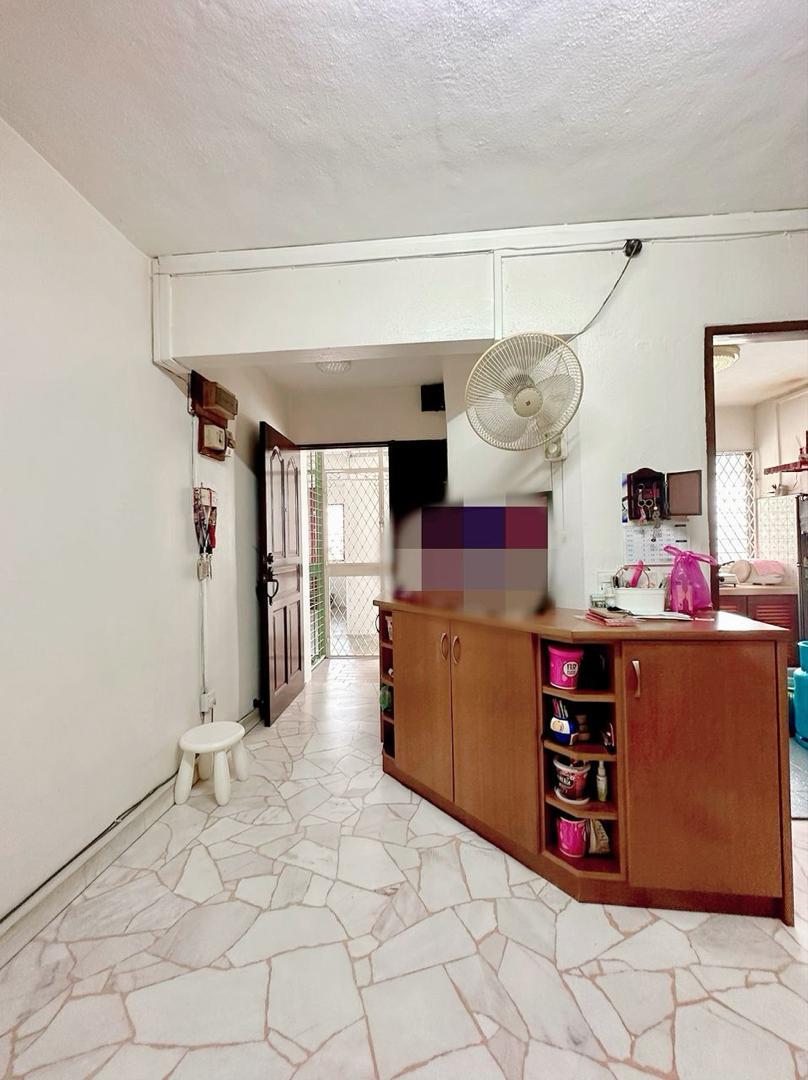 Taman Kampar Apartment For Sale