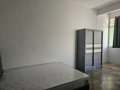 Bandar Bayan Baru Landed House For Sale | 2400sqft | 3R2B | RM270.83psf (floor) | RM464.29psf (land)