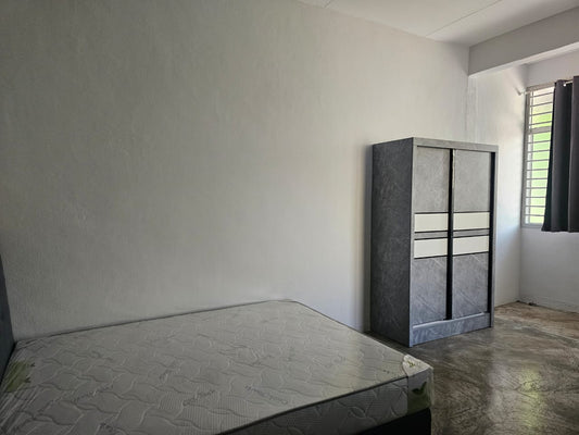 Bandar Bayan Baru Landed House For Sale | 2400sqft | 3R2B | RM270.83psf (floor) | RM464.29psf (land)