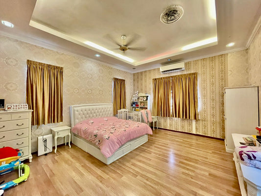 Greenlane Landed House For Sale