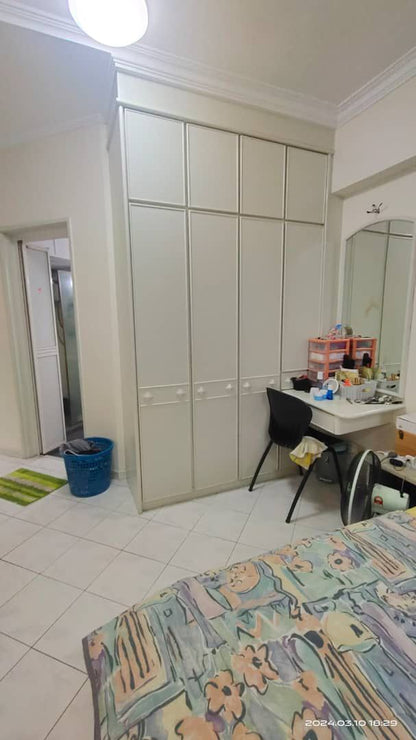 Marina Bay Condominium For Sale