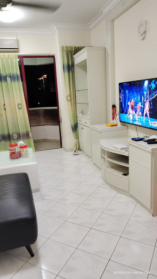 Marina Bay Condominium For Sale