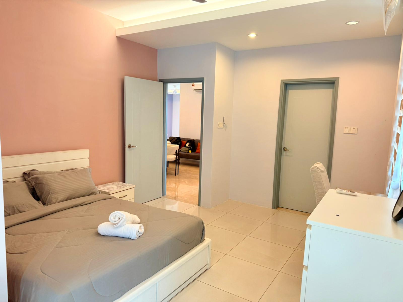 Moonlight Bay Condominium For Rent