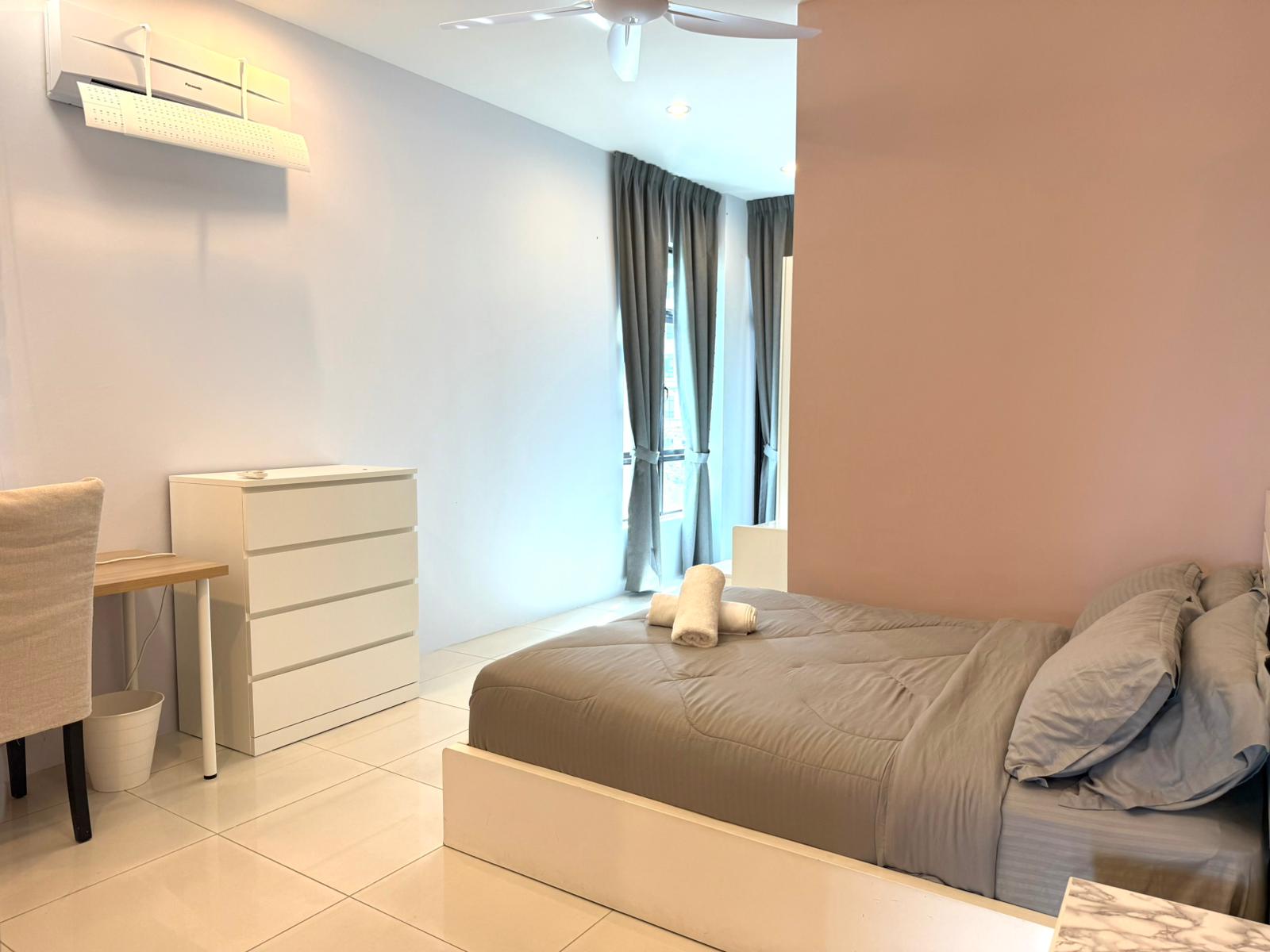 Moonlight Bay Condominium For Rent