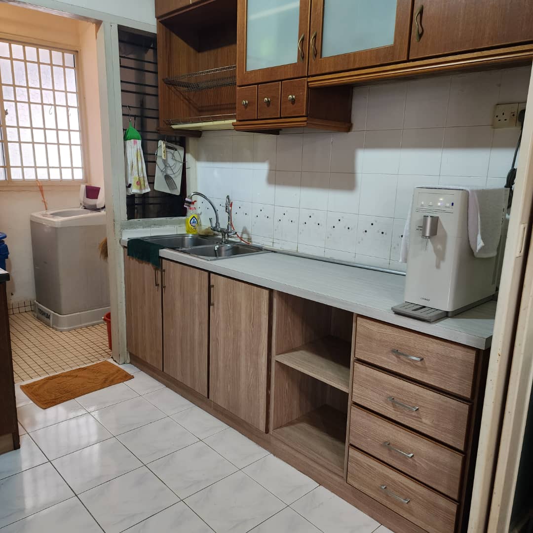 Marina Bay Condominium For Sale | 1079sqft | 3R2B | RM500.46psf