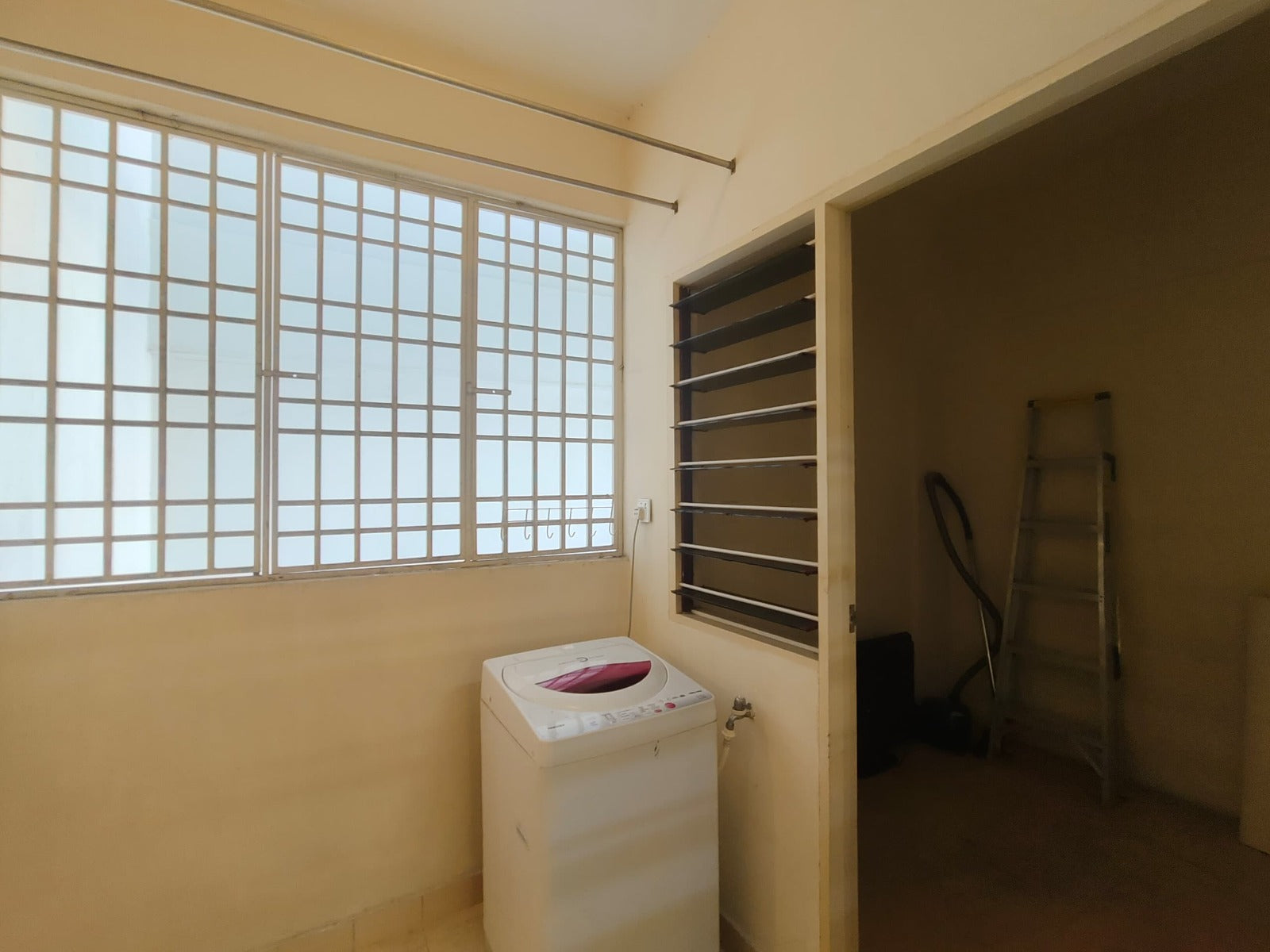Marina Bay Condominium For Sale