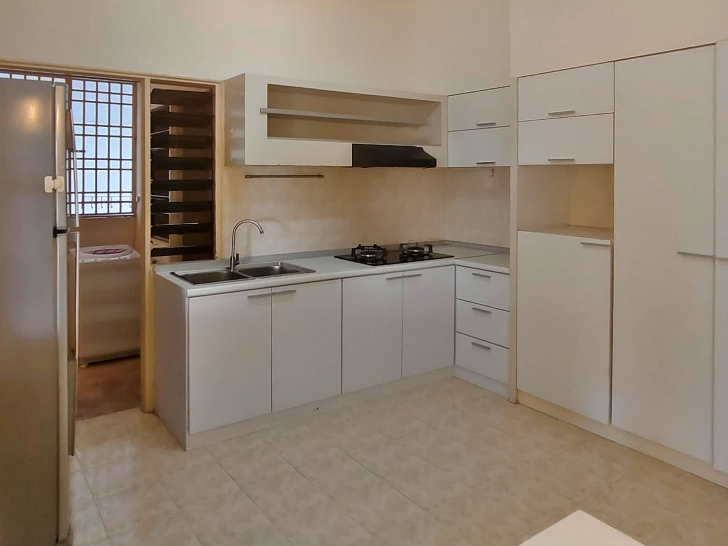 Marina Bay Condominium For Sale