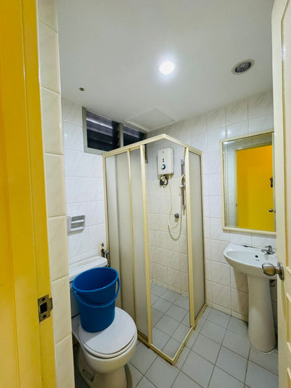 Marina Bay Condominium For Sale