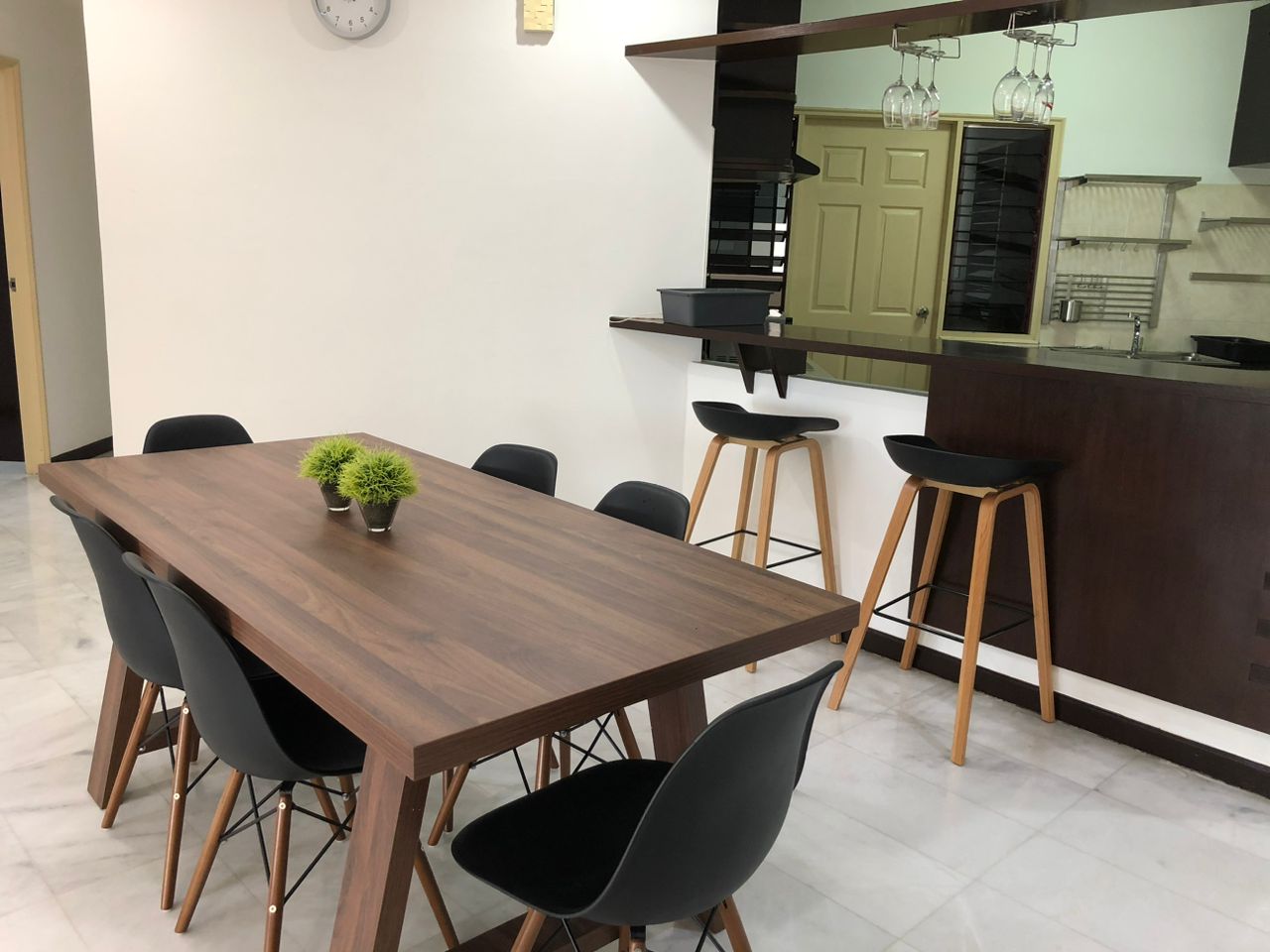 Marina Bay Condominium For Sale