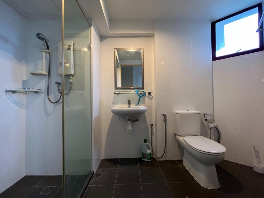 Marina Bay Condominium For Sale