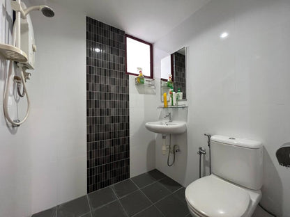 Marina Bay Condominium For Sale