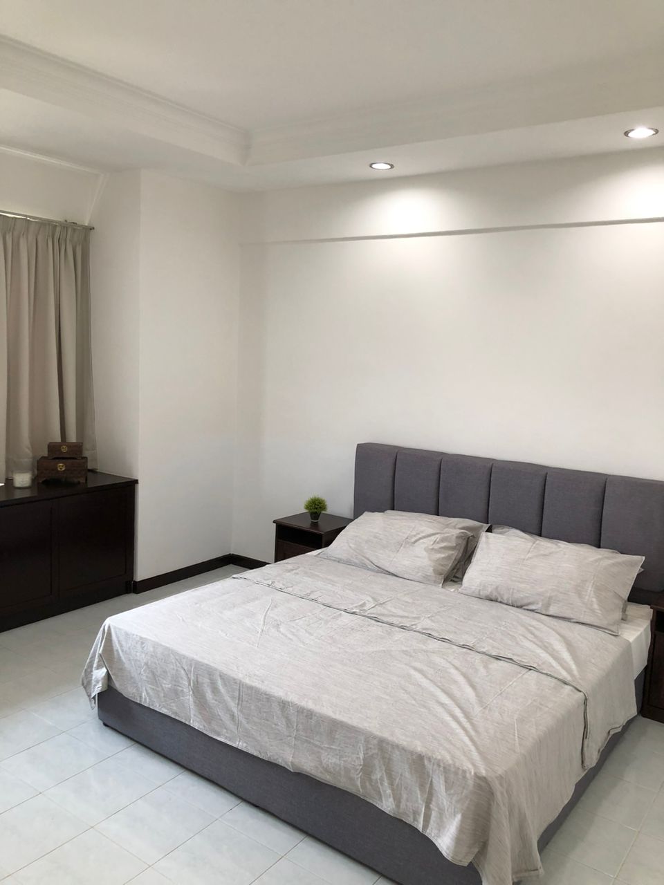Marina Bay Condominium For Sale
