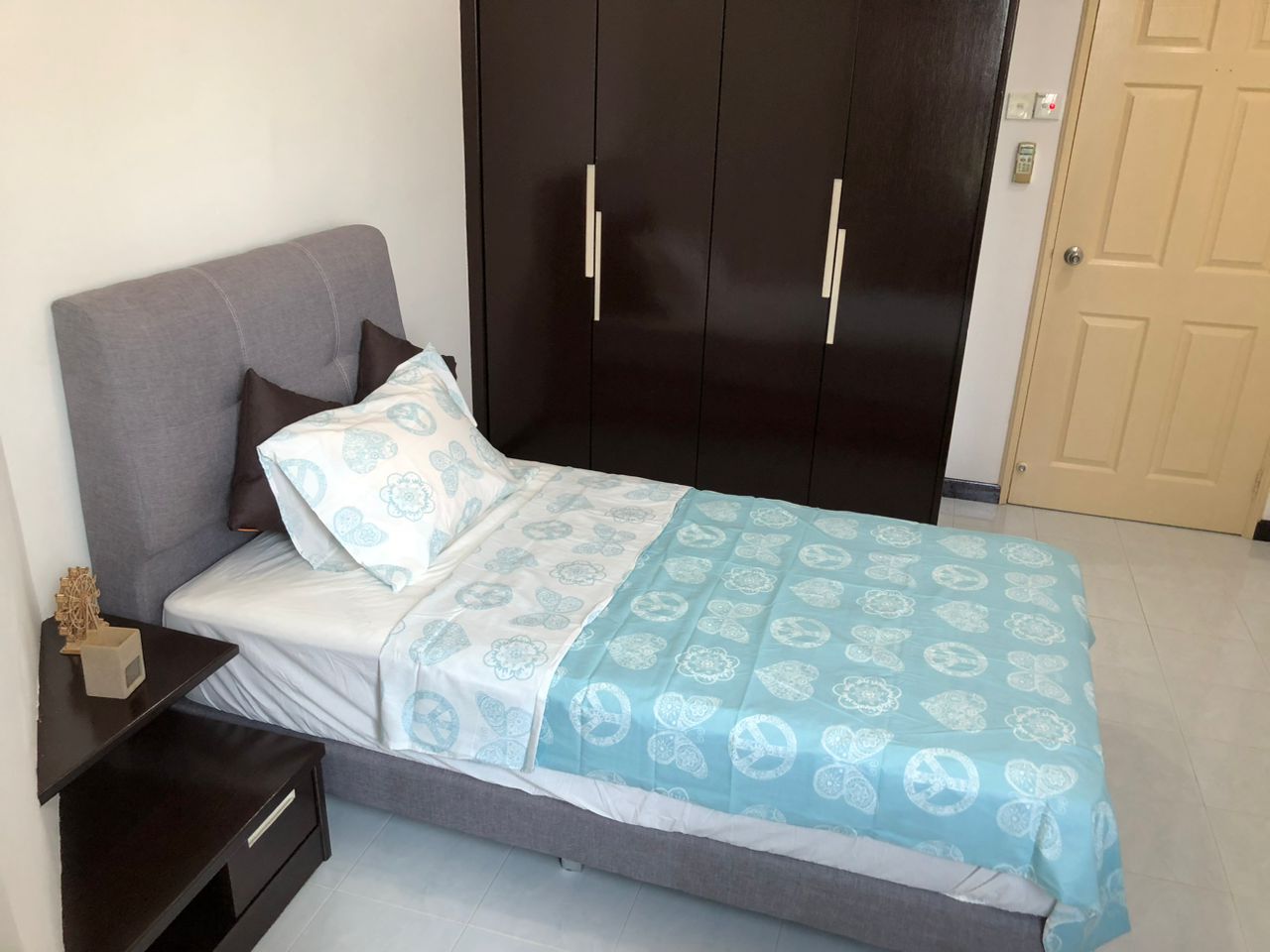 Marina Bay Condominium For Sale