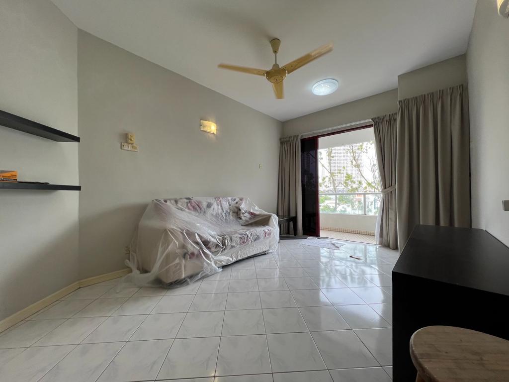 Marina Bay Condominium For Sale