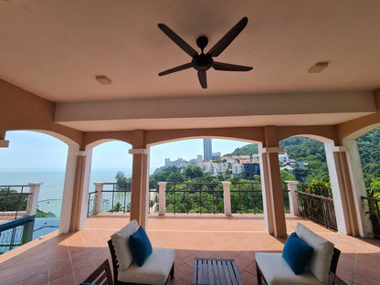 Moonlight Bay Bungalow For Sale