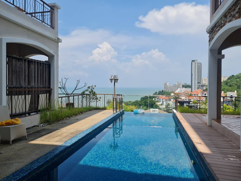 Moonlight Bay Bungalow For Sale