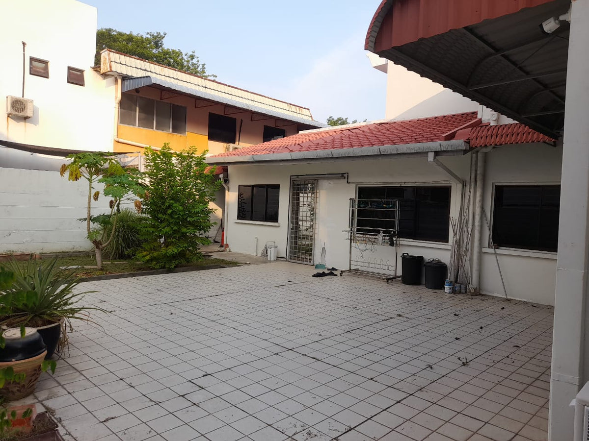 Greenlane Landed House For Sale | 4100sqft | 4R3B | RM487.80psf (land)