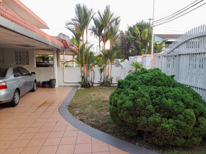 Greenlane Landed House For Sale | 4100sqft | 4R3B | RM487.80psf (land)