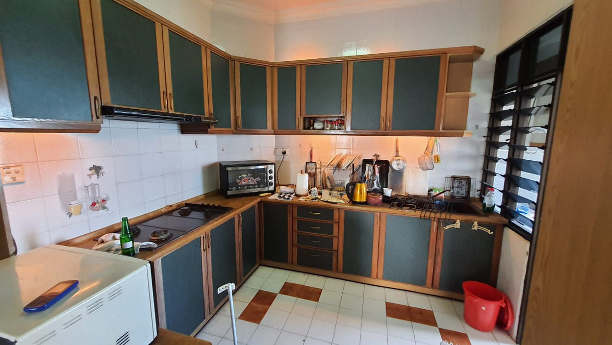 Marina Tower (Ratu Mutiara) Condominium For Sale | 1240sqft | 3R2B | RM451.61psf