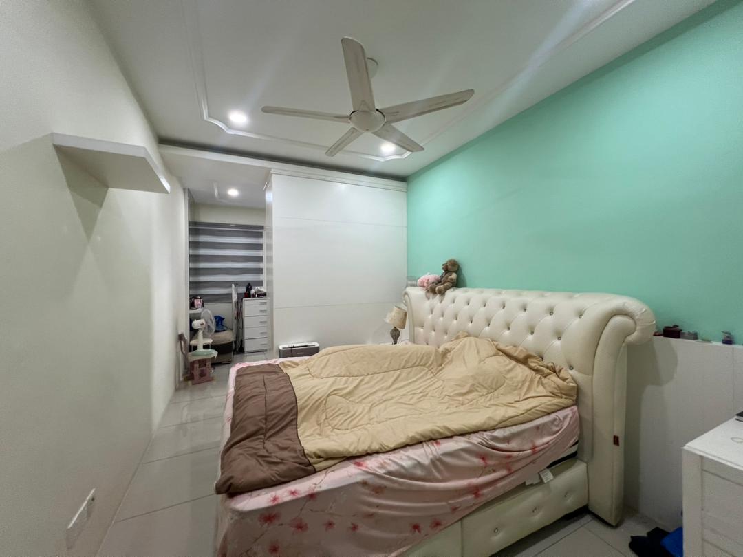 98 Nibong Residence Condominium For Sale