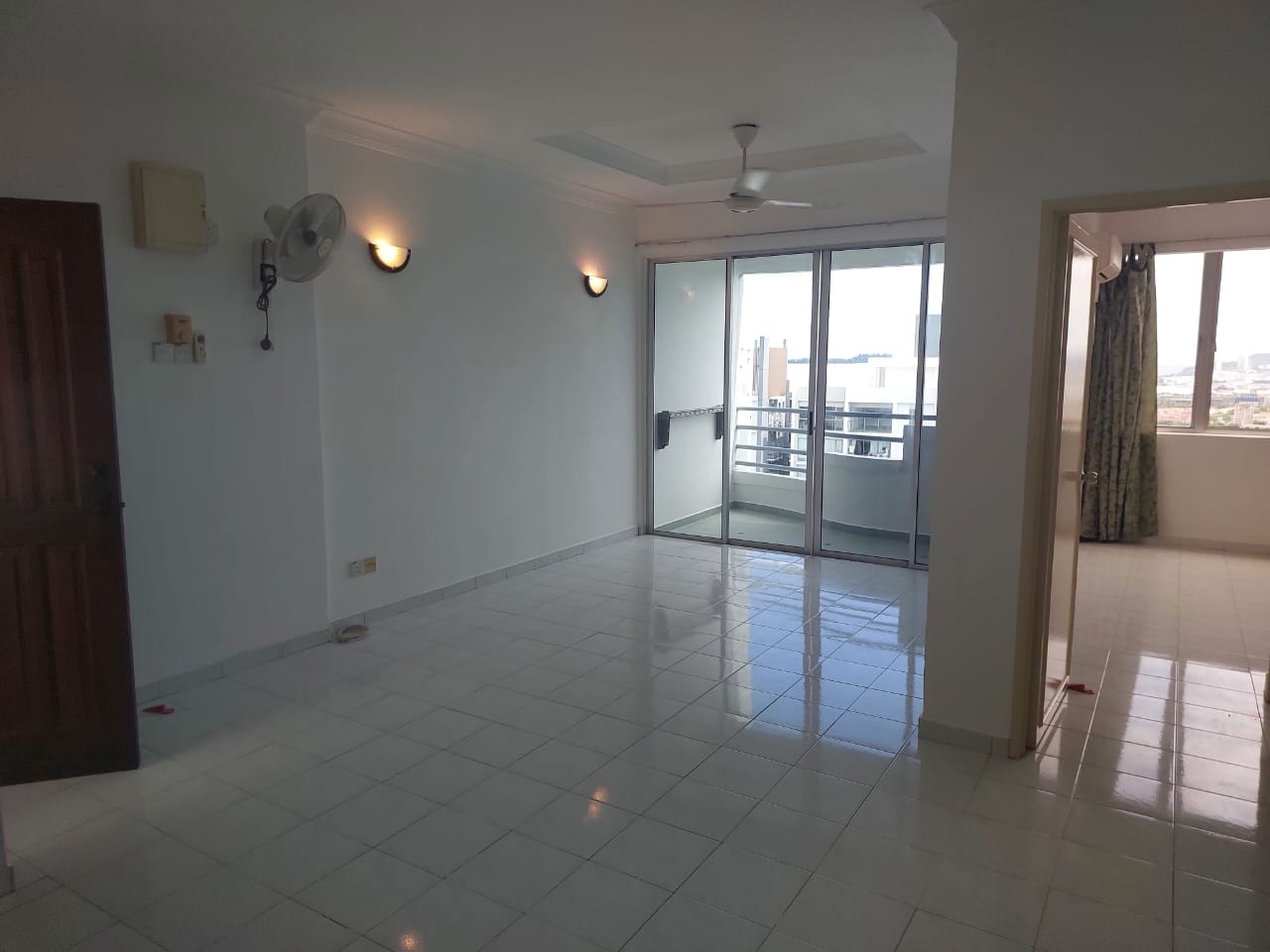 N-Park Condominium For Sale | 700sqft | 3R2B | RM514.29psf