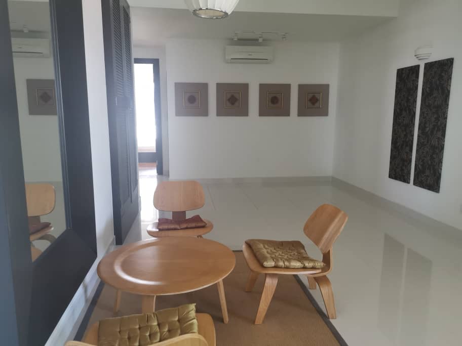 Gurney Paragon Condominium For Sale 