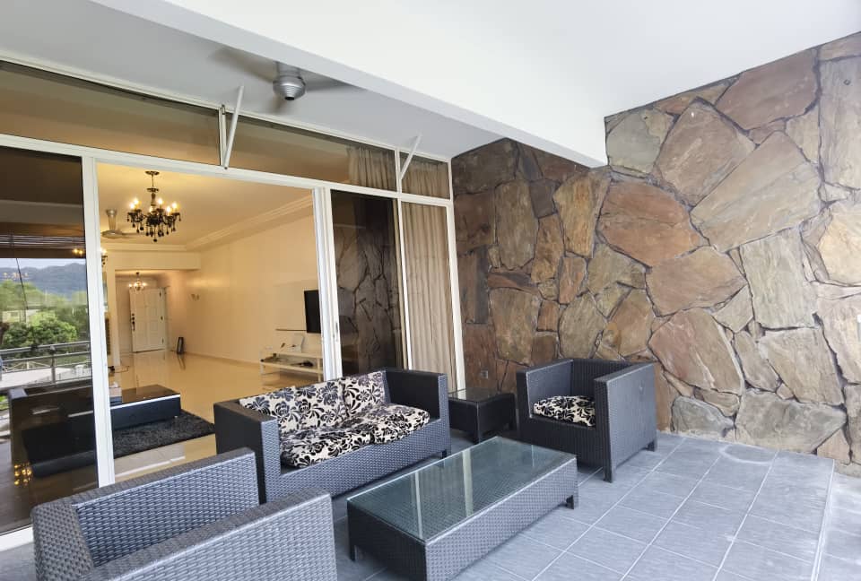 Putra Marine Resort Condominium For Sale | 2752sqft | 3+1R4B | RM472.38psf