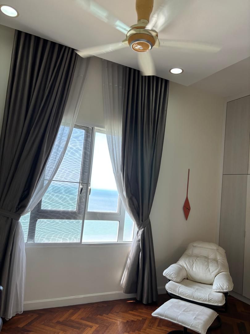 Quayside Condominium For Sale