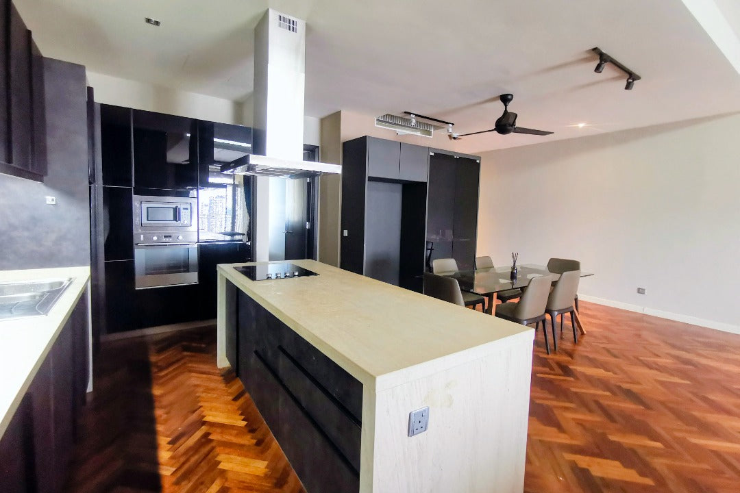 Quayside Condominium For Rent 