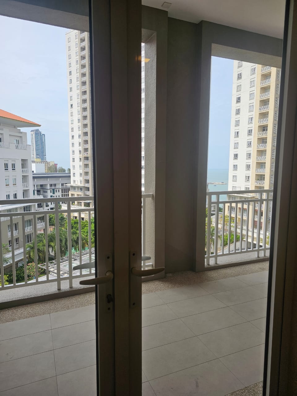 Quayside Condominium For Sale | 2146sqft | 2+1R3+1B | RM722.27psf